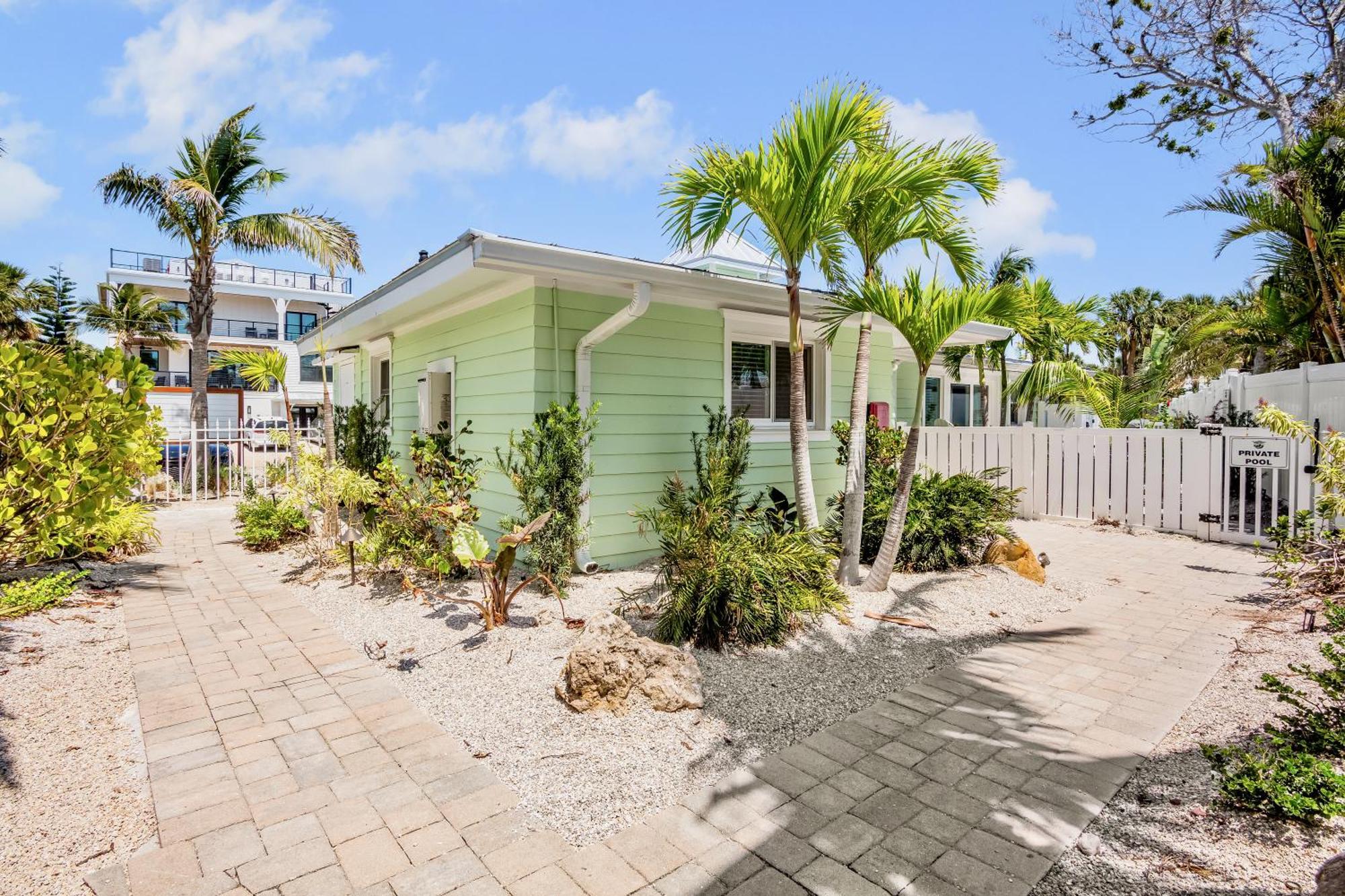 Tropical Breeze Resort Sarasota Esterno foto